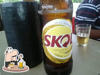 bar do silibrandi serve uma variedade de cervejas