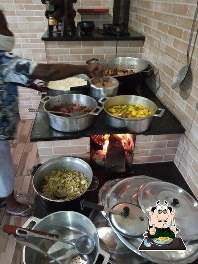 Platos en Zilda's Bar