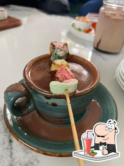 Try out different beverages served at Cafe Diaries