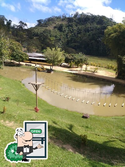 Você pode espairecer no na área externa do Rancho Claudio Cordeiro