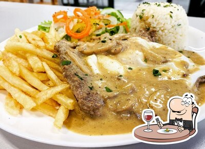 Comida em Restaurante Barriga Cheia