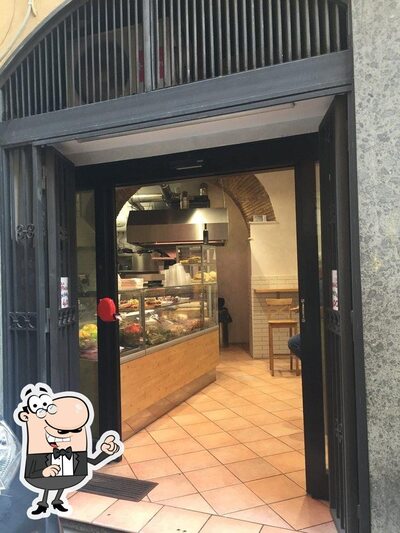 Siediti a un tavolo di Isola del Panino
