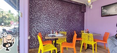 Fill Full Cafe and Restaurant photo