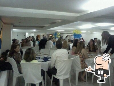 Veja imagens do interior do Catarina Café