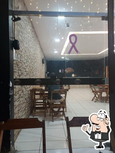 Veja imagens do interior do Arte sushi