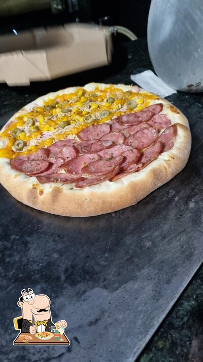 Comida em Pizzaria do gordin