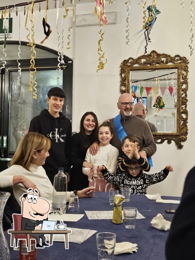 Dai un'occhiata agli interni di Ristorante Pizzeria Zeno