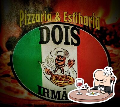 Platos en Pizzaria. Esfiharia Dois Irmãos
