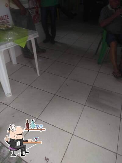 Veja imagens do interior do Bilhar e Bar Taco de Ouro