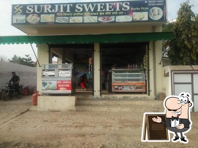 Check out how Surjit Sweets looks outside