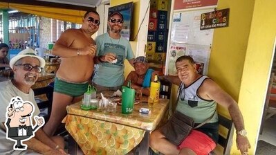 O interior do Restaurante Quiosque da Neuza Arembepe BA