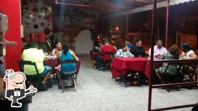 O interior do Praça Da Pizza