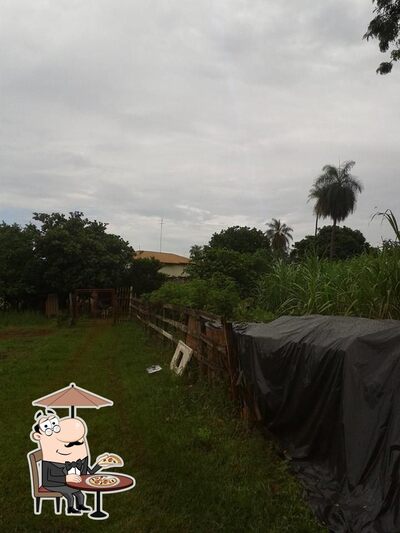 Descubra a área externa do Churrasqueiro