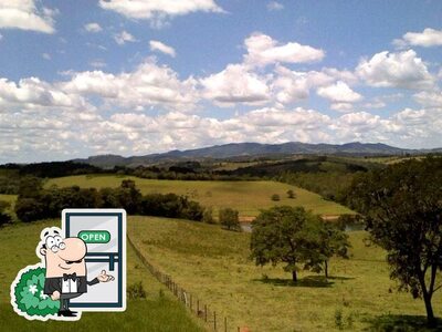 Desfrute da vista da área externa do Café com Prosa