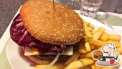 Concediti un bell'hamburger al ristorante RistoroRobbia Robbiate