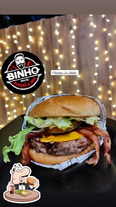 Delicie-se com um hambúrguer no Burger do Binho