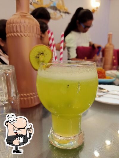 NAMASTEY BAREILLY serves a variety of drinks