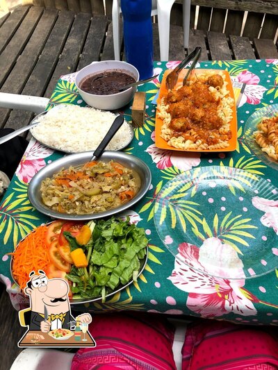 Comida em Restaurante da Aline