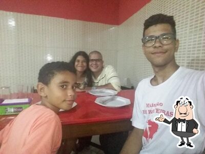 Veja imagens do interior do La Pizza
