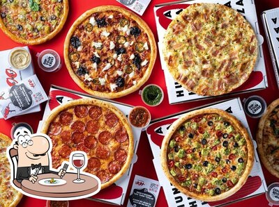 Meals at Hundo Pizza