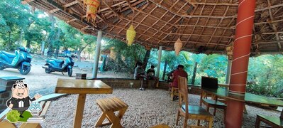 The exterior is an important feature of Pebbles Cafe