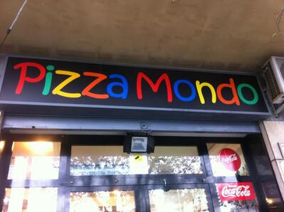 Il logo di Pizza Mondo