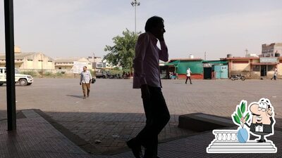 Check out how Tonk Junction looks outside