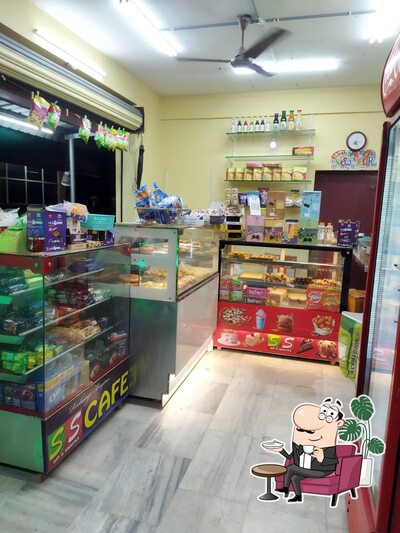 Check out how SS Cafe looks inside