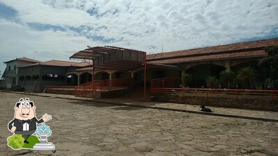 Você pode espairecer no na área externa do Churrascaria Pau de Fruta