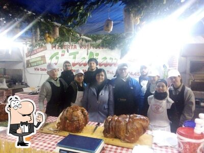 Pizzeria Rosticceria 0'Talian offre un'ampia selezione di drink