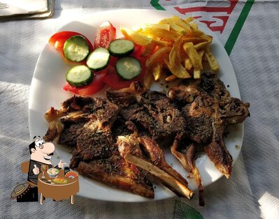 Nourriture à Czimi Taverna
