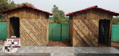 You can get some fresh air at the outside area of Shanti Dhaba & Family Restaurant (Pure Veg)