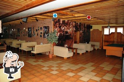 L'intérieur de Bowling Red Rose