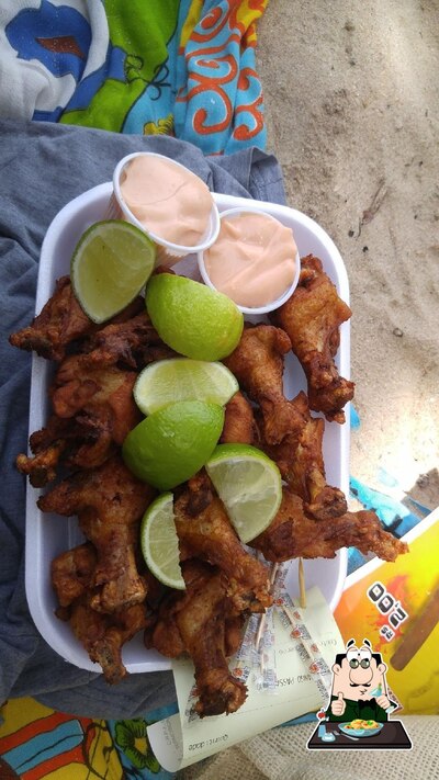 Comida em Bar da praia do Félix