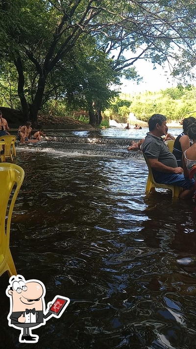 Você pode espairecer no exterior Balneário das Pedrinhas