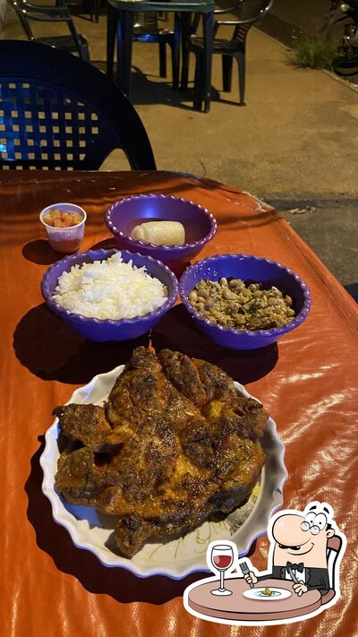 Comida em Espetinho do Júnior