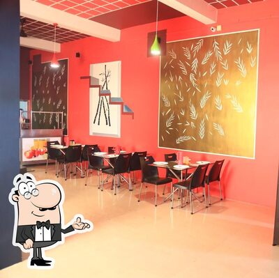 The interior of FOOD PARK