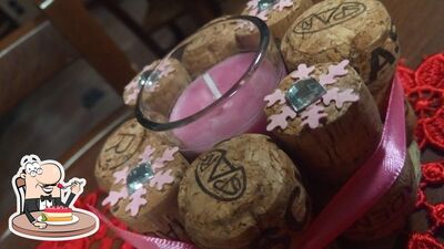 Non scordarti di ordinare un dessert al pub & bar DaDa Bar snc