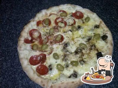 Escolha diferentes variedades de pizza