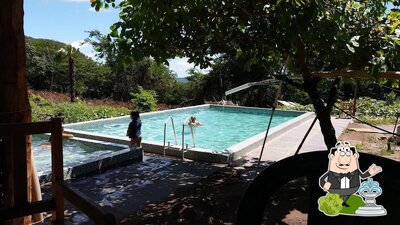 Veja imagens do exterior do Rancho do Dino
