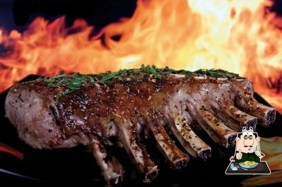 Platos en Riviera BBQ