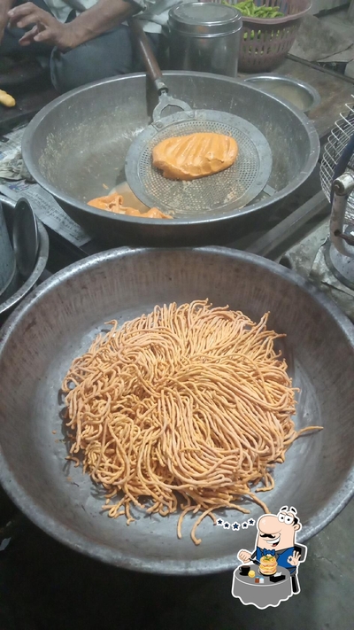 Food at Dasaram Farsan