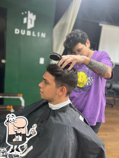 Dublin barbearia e podologia corte barba selagem podologia em Belém. foto