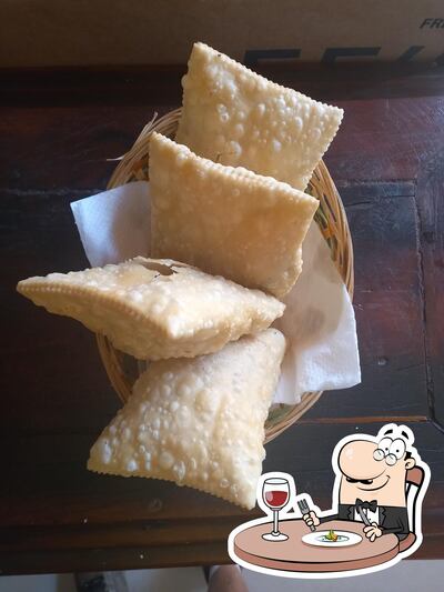 Platos en Comercial Alpha Center