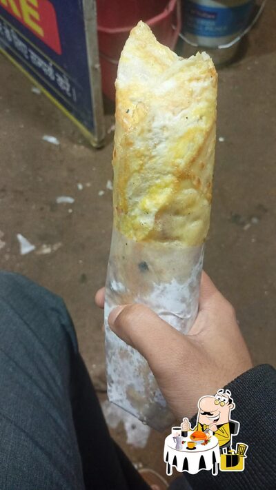 Meals at FAST FOOD CENTRE - EGG ROLL