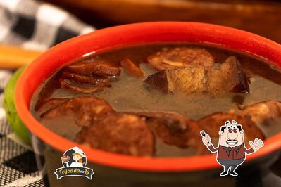 Comida em Feijoada da Lú