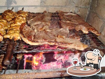 Comida em Churrascaria Encantado