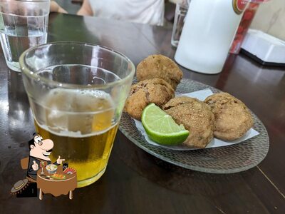 Comida em Bar do Genival
