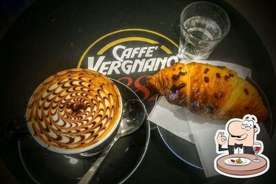 Platti al Enocaffetteria Old Distillery