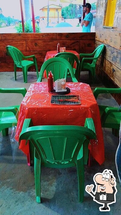 Veja imagens do interior do PIZZARIA MIX